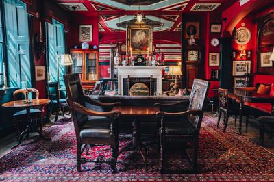 The Seymour’s Parlour