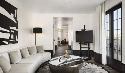 Penthouse Suite