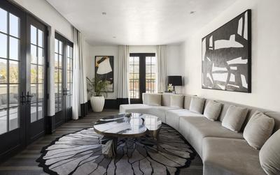 Penthouse Suite