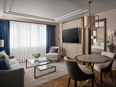 Mayfair Suite