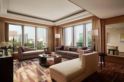 Corner Suite Cathedral View