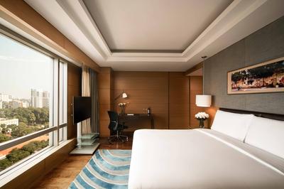 Executive Suite Cathedral View