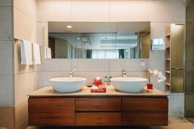 Three-Bedroom Apartment River View