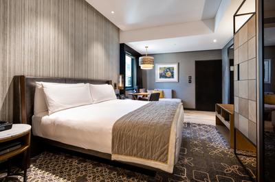 1 King Bed Cosy