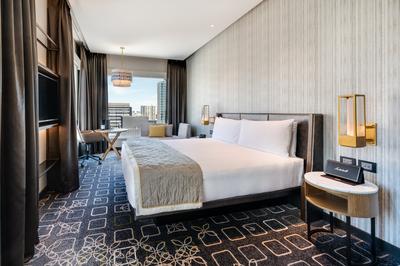 1 King Bed Premium Corner