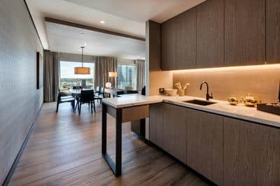 1 King Bed Penthouse Suite Cityscape With Lounge Access