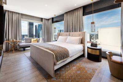 1 King Bed Penthouse Suite Cityscape With Lounge Access