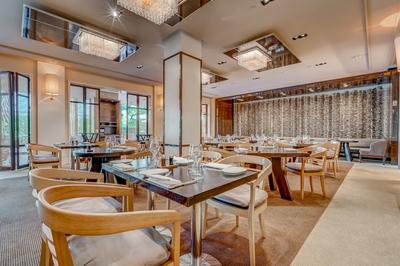 Le Woods restaurant