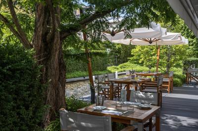 Le Woods restaurant