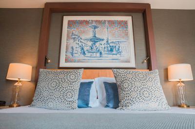 Guest room