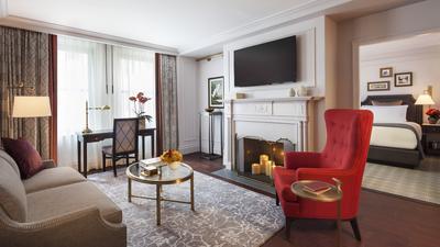 One Bedroom Deluxe King Suite