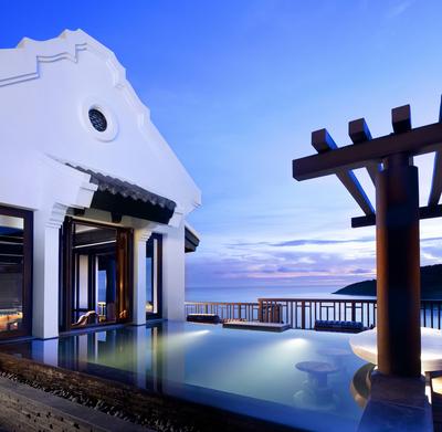 1 Bedroom Heavenly Penthouse