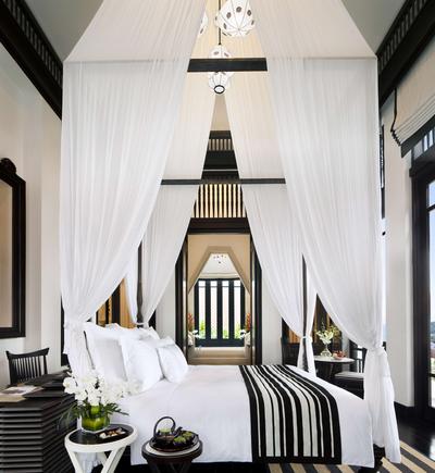 2 Bedroom Seaside Villa On The Rocks