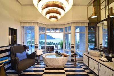 3 Bedroom Bai Bac Bay Villa