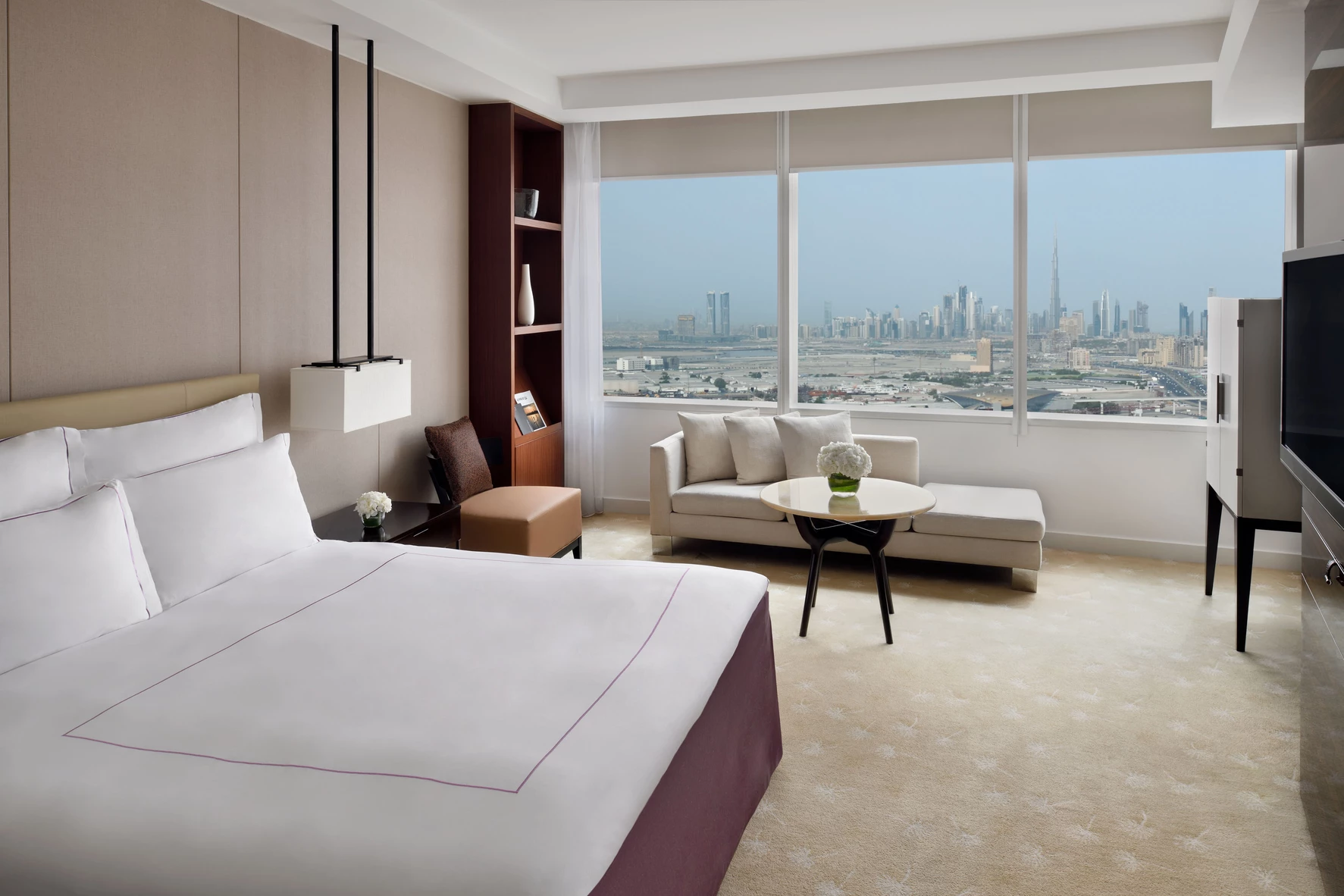 1 King Bed Premium Room Club Access