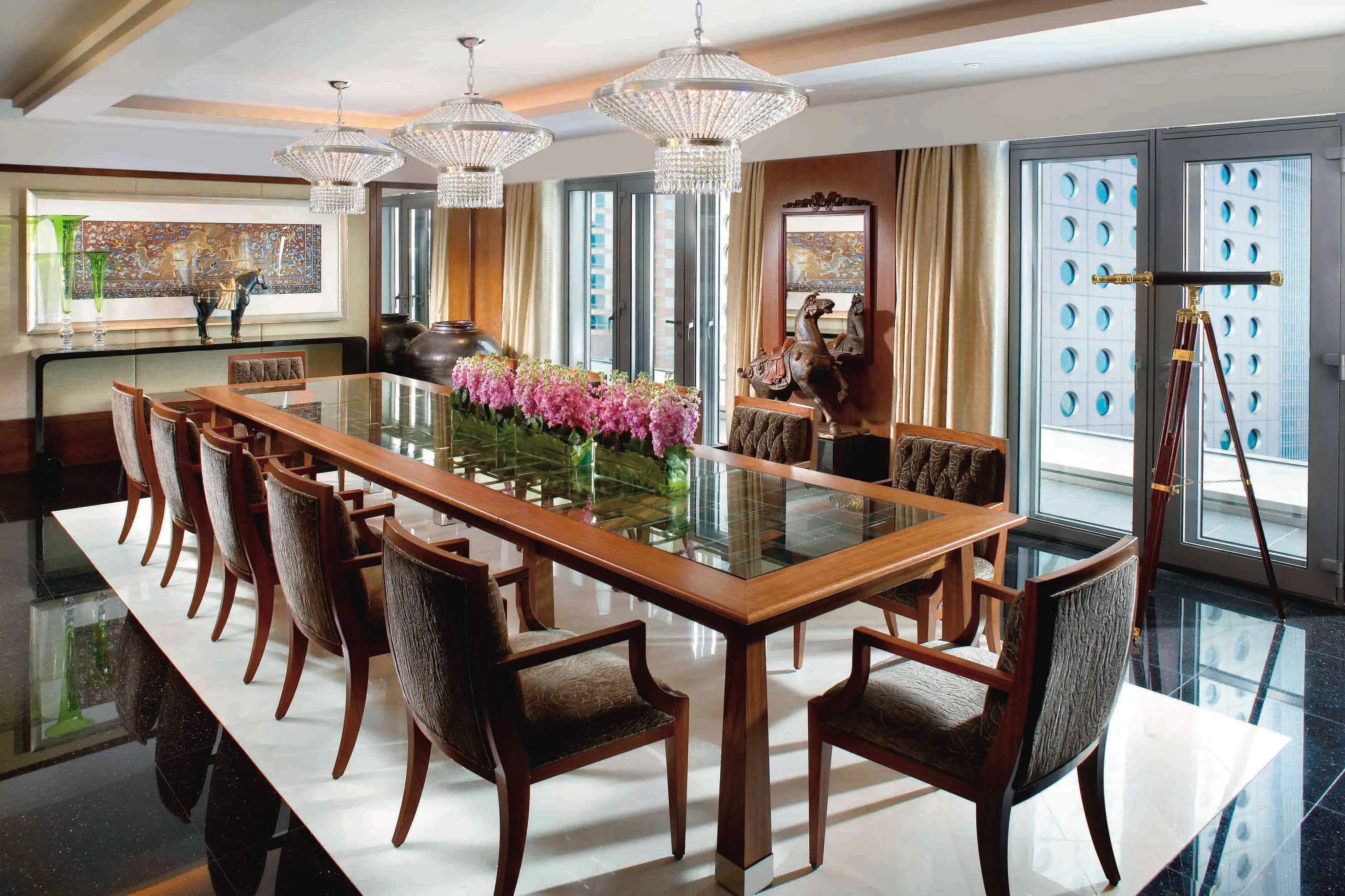 Mandarin Suite