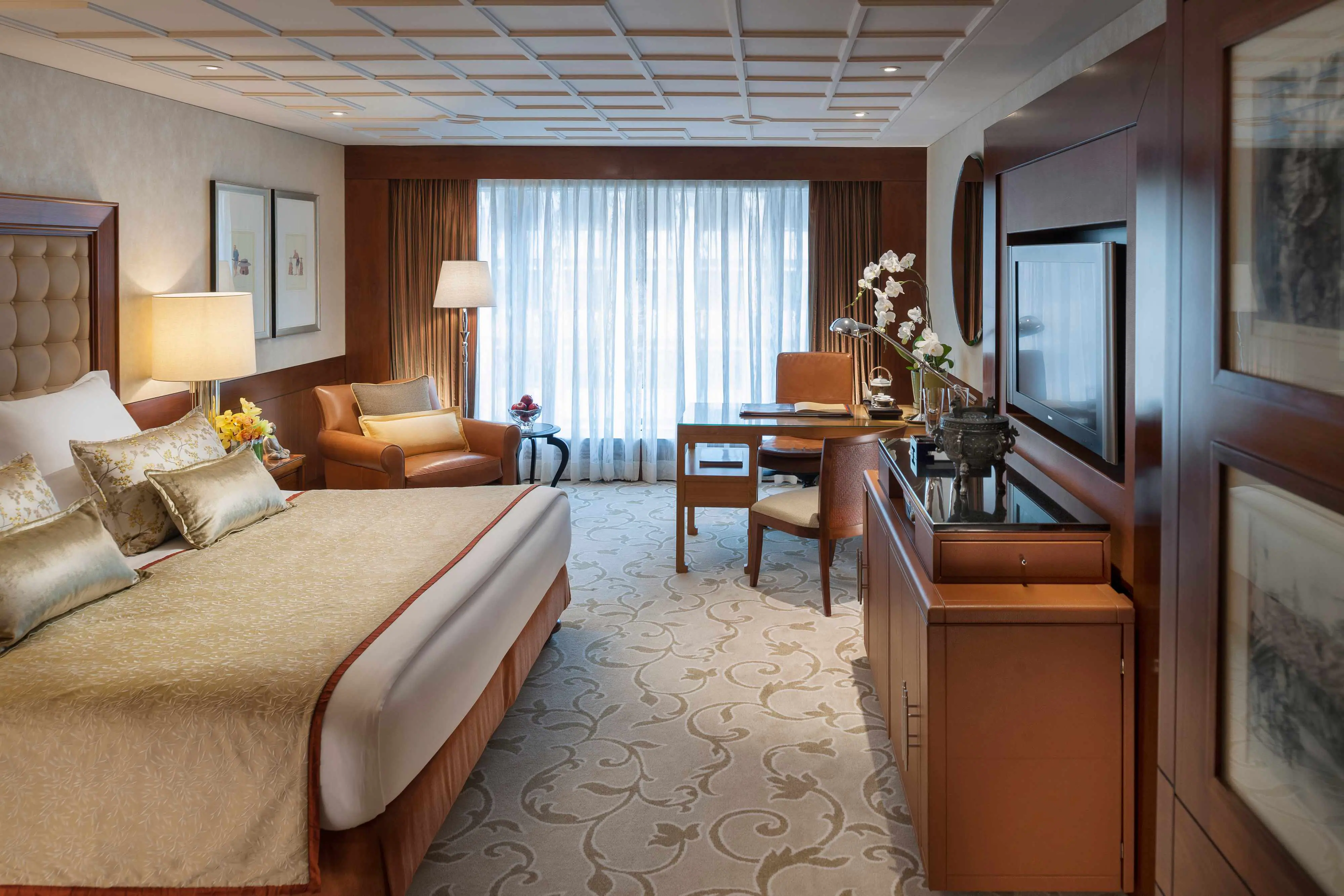 Club Superior Room