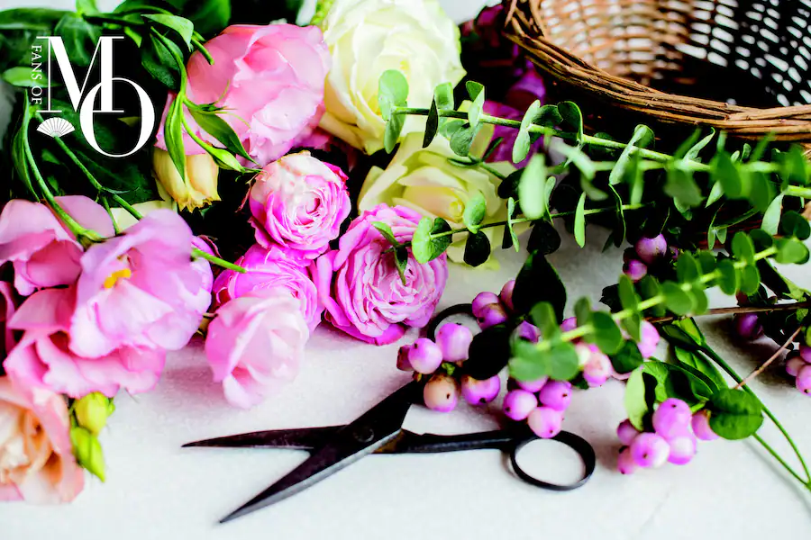 Learning Floral Art from an Expert