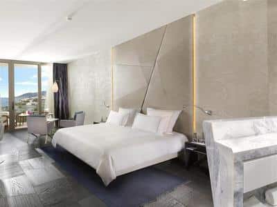 Guest room