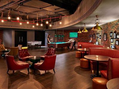 Bar Lounge