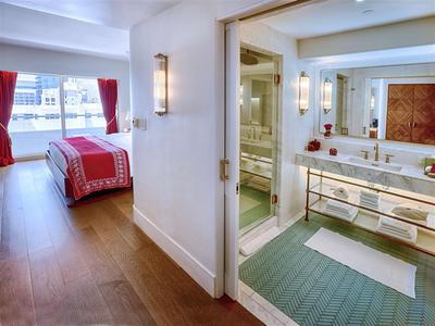 Partial Ocean View Room