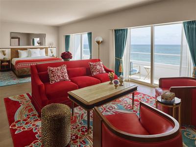 Premier Oceanfront Junior Suite
