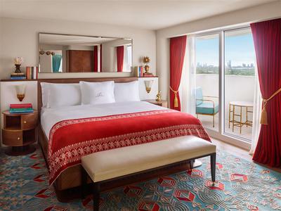 Bay View Suite