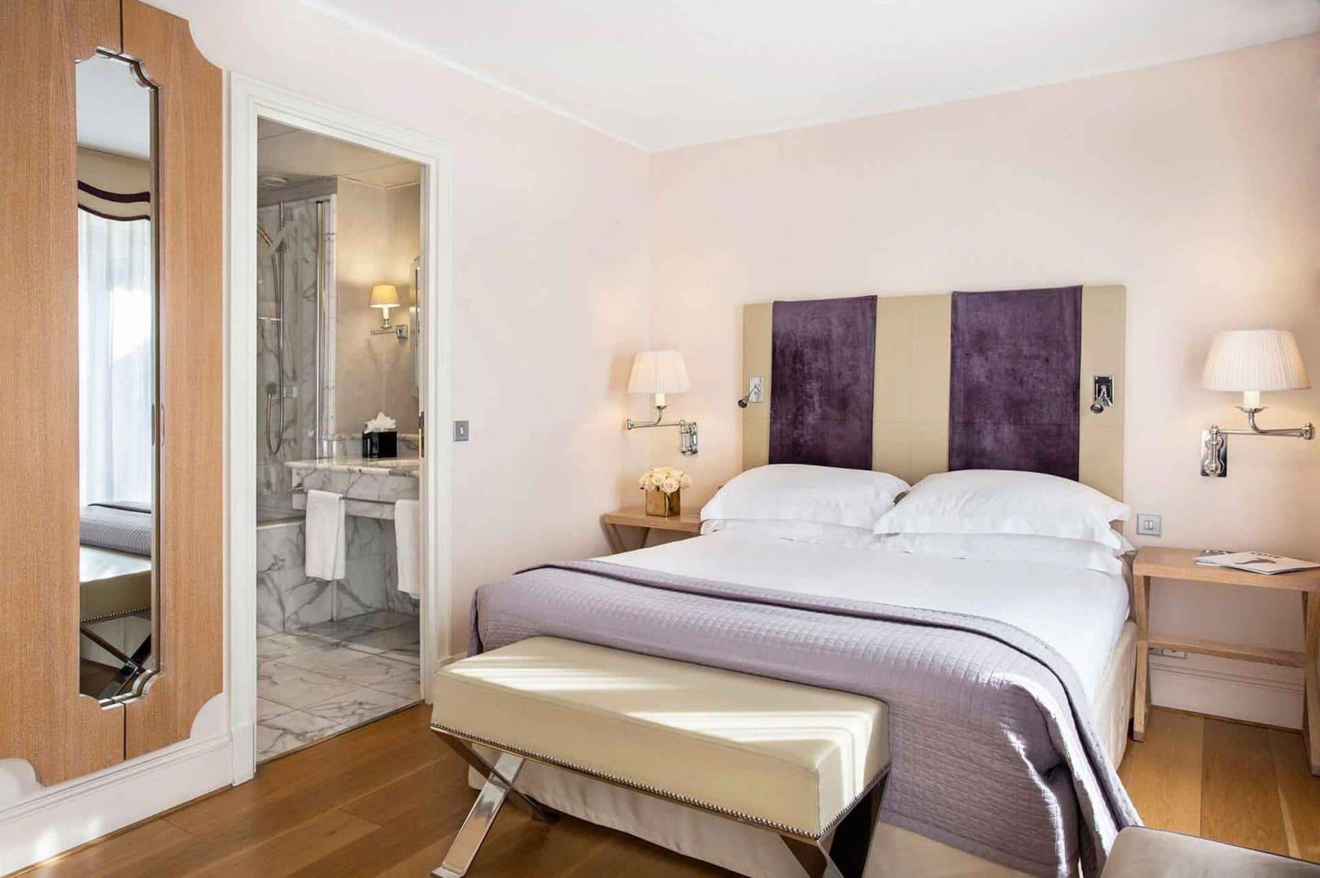 Deluxe Room with Balcony