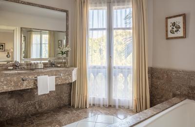 Suite Two Bedrooms
