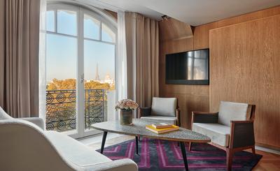 Eiffel Writer's Suite
