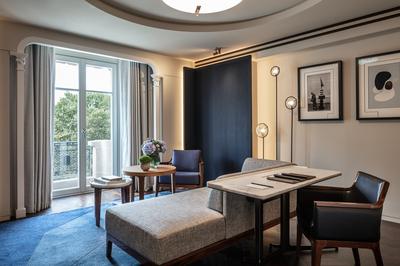 Junior Suite with Balcony