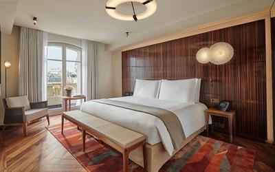 Joséphine Baker Suite with Eiffel View Terrace