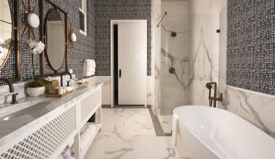 Alcazar Suite