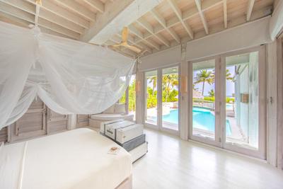 4 Bedroom Island Reserve with Slide