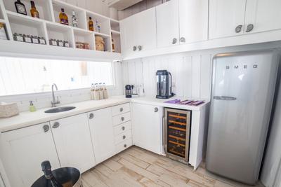 3 Bedroom Water Retreat with Slide