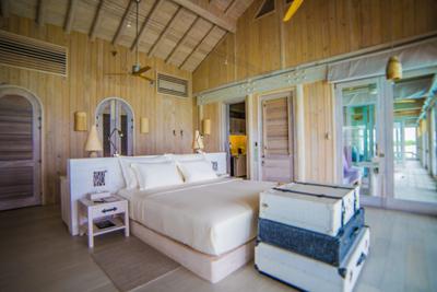 1 Bedroom Water Retreat with Slide