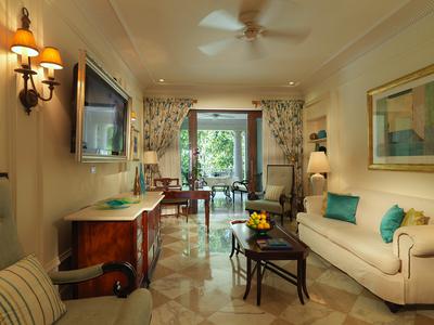 Luxury Orchid Suite