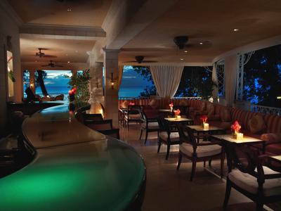 L'Acajou Lounge