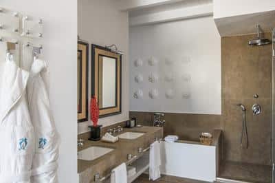 Deluxe Sea View Room
