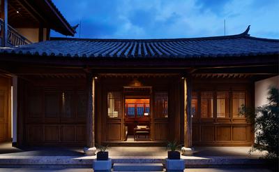 Courtyard Suite