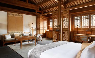 Courtyard Suite