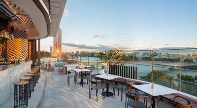 W Brisbane image