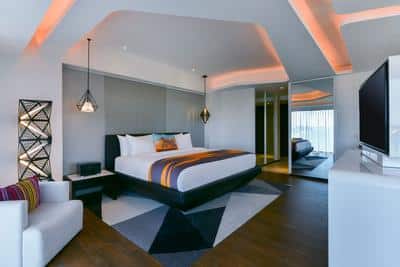W Suite