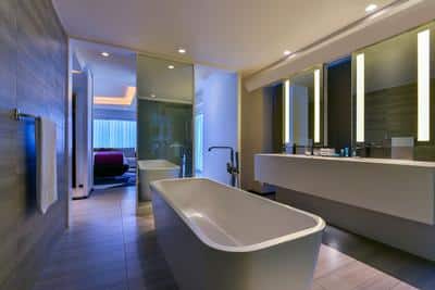 Marvellous Corner Guest Room