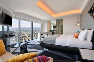 Marvellous Corner Guest Room