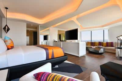 W Suite