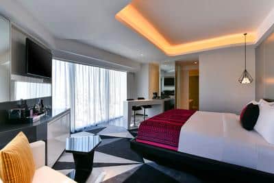 Marvellous Corner Guest Room