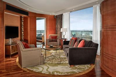 2-Bedroom Hyde Park Penthouse Suite