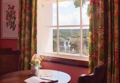 Deluxe Falls View Room