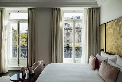 Guest room